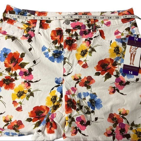 Gloria Vanderbilt Amanda summer Jean shorts size 14 short length high rise. NWT - Picture 4 of 5